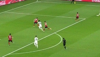 天博-【世俱杯】莱万梅开二度 拜仁2比0胜阿赫利挺进决赛