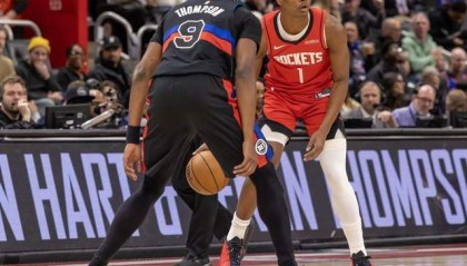 天博下载-爆大冷！火箭掀翻东部第一：杜兰特爆砍32分7板，阿门压制弟弟